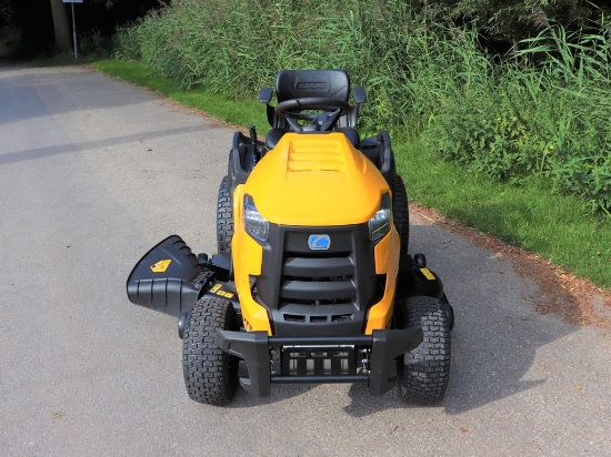 Afbeeldingen van Cub Cadet Zitmaaier XT3 QS127