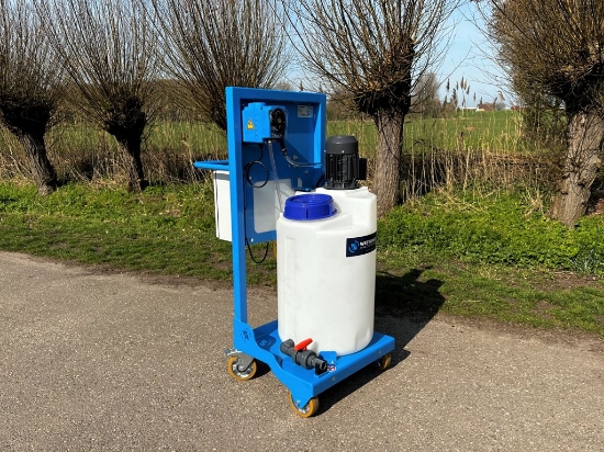 Afbeeldingen van Doseerunit BH3-V 60 Ltr tank + RVS roermenger