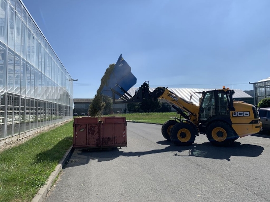 Afbeeldingen van Hydraulische Kantelcontainer 3800 Liter