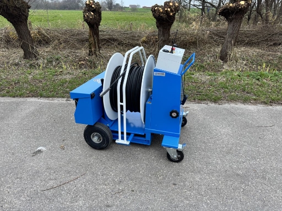 Afbeeldingen van WCR Slanghaspel 335mm Ø3/4" (Accu Aangedreven)