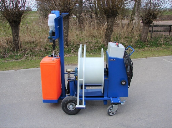 Afbeeldingen van WCR Slanghaspel 335mm Ø1" (Dosatron D3RE3000+BP)