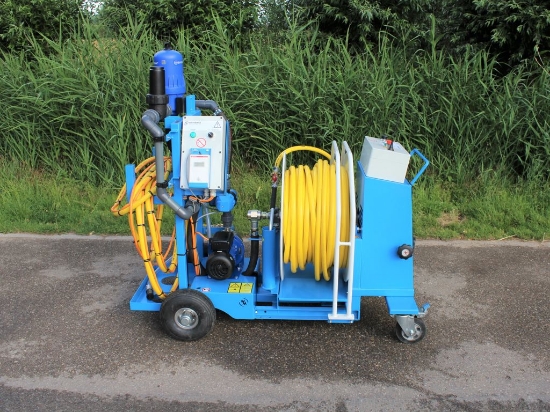 Afbeeldingen van WCR Slanghaspel 335mm Ø3/4" (Dosatron D8RE2+BP & EC Meter)(Opvoerpomp)