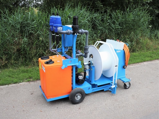 Afbeeldingen van WCR Slanghaspel 335mm Ø1" (Dubbele Dosatron D3RE2+BP)(Opvoerpomp type 1)