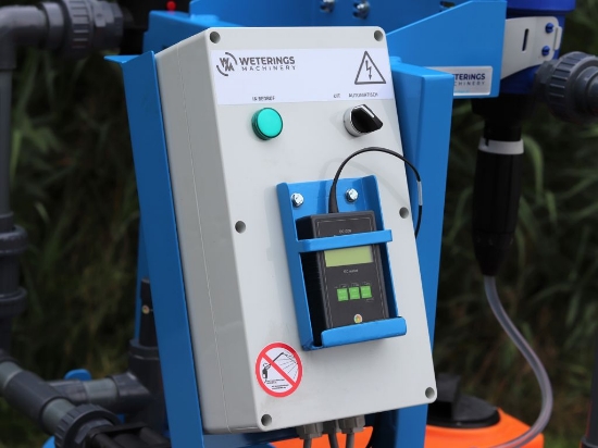 Afbeeldingen van WCR Slanghaspel 335mm Ø1" (Dubbele Dosatron D3RE2+BP)(Opvoerpomp type 1)