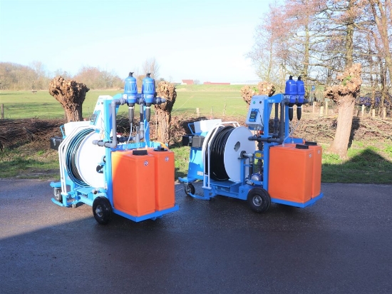 Afbeeldingen van WCR Slanghaspel 335mm Ø1" (Dubbele Dosatron D3RE2+BP)(Opvoerpomp type 2)