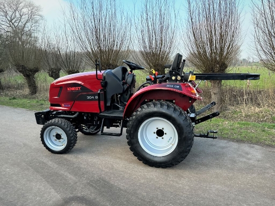 Afbeeldingen van Knegt 304G2 Tractor