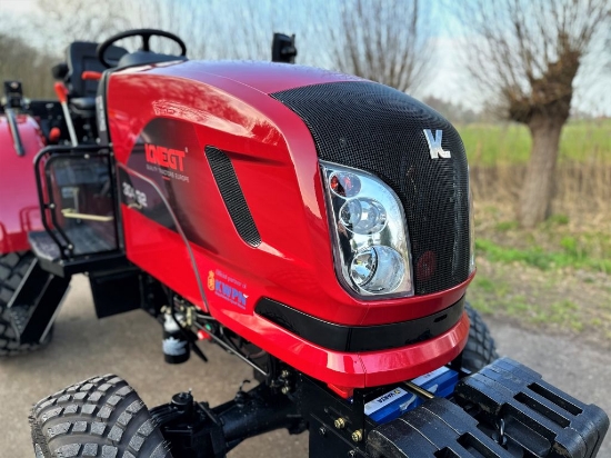 Afbeeldingen van Knegt 304G2 Tractor
