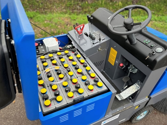 Afbeeldingen van Fiorentini 115E Veegmachine