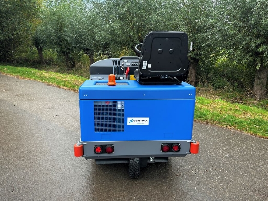 Afbeeldingen van Fiorentini 120E Veegmachine s/n 11188