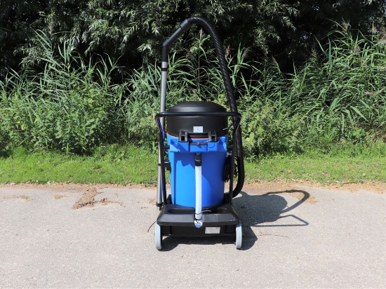 Afbeeldingen van Nilfisk Stof/Waterzuiger Maxxi 75-2WD