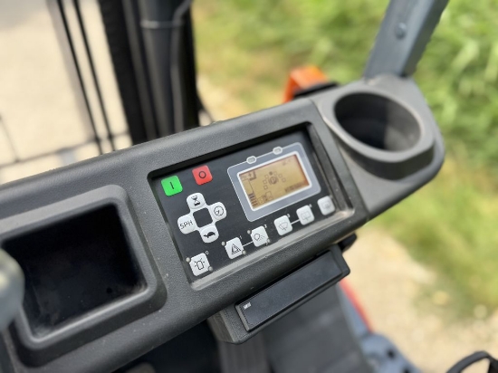 Afbeeldingen van Toyota heftruck 8FBMK16T (4 wiel) s/n 12904