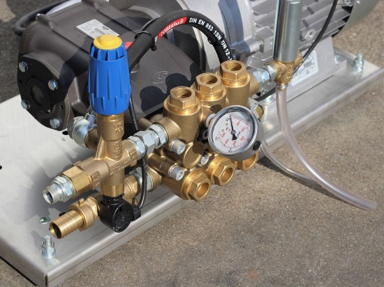 Afbeeldingen van Mazzoni GM63 Plunjer Pompset 63l/min~60bar 7.5kW 400V