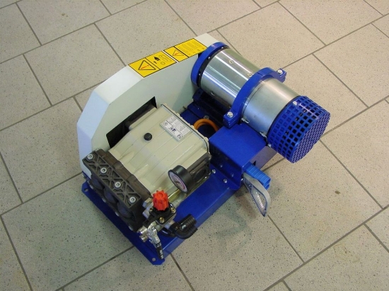 Afbeeldingen van Imovilli P63 Plunjer Pompset 36l/min~50bar 3,5kW 24VDC (V-Snaar)