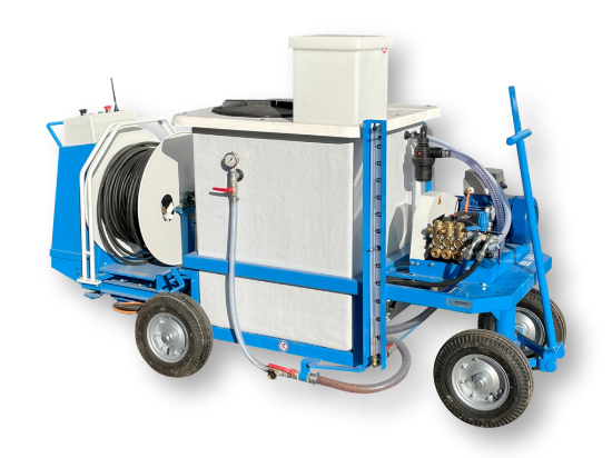 Afbeeldingen van Spuitwagen 600K - Plunjerpomp GM50 40l/min~50bar - WCR Draaibaar