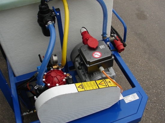 Afbeeldingen van Spuitwagen 600K - Plunjerpump AR30 31l/min~40bar - WCR Vast