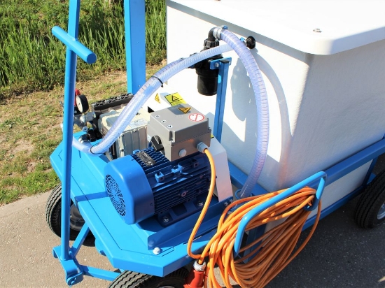 Afbeeldingen van Spuitwagen 600K - Plunjerpomp P63 42l/min~50bar - WCR (Draaibaar)