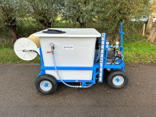 Picture of Spray Cart 1000K - Plunger Pump GM 4380 - Manually operated hose reel 600