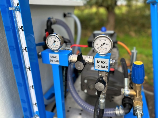 Picture of Spray Cart 1000K - Plunger Pump GM 4380 - Manually operated hose reel 600