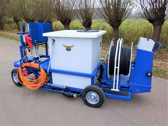 Afbeeldingen van Spuitwagen 600K - Hydracell Pomp G10  30l/min~70bar - WCR
