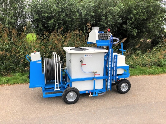 Afbeeldingen van Spuitwagen 600K+200T - Plunjerpomp P63 42l/min~50bar - WCR