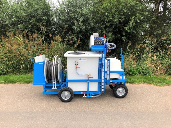 Afbeeldingen van Spuitwagen 600K+200T - Plunjerpomp P63 42l/min~50bar - WCR