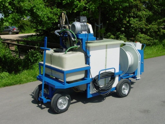 Afbeeldingen van Spuitwagen 600K-200T - Plunjerpomp P63 42l/min~50bar - WCR