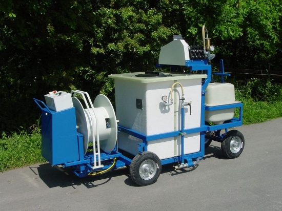 Afbeeldingen van Spuitwagen 600K-200T - Plunjerpomp P63 42l/min~50bar - WCR