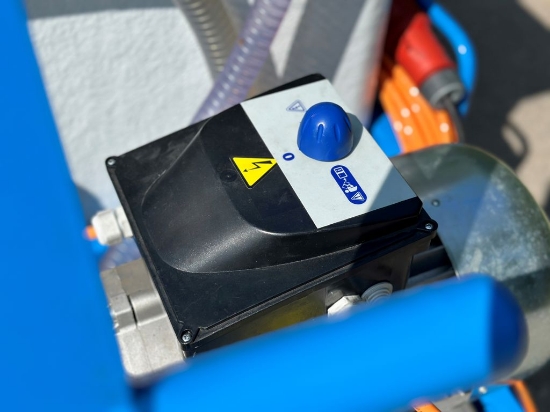 Afbeeldingen van Spuitwagen 1000K - Plunjerpomp GM63 63l/min~60bar - WCR (Draaibaar)