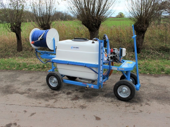 Picture of Spray Cart 300T - Plunger Pomp PM33 19l/min~50bar - Hand Reel 450mm (Swivable)