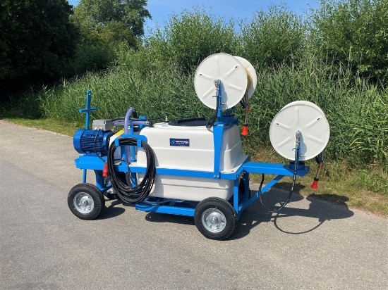 Afbeeldingen van Spuitwagen 400T - Plunjerpomp MP63 49l/min~80bar - 2x Handhaspel 450mm