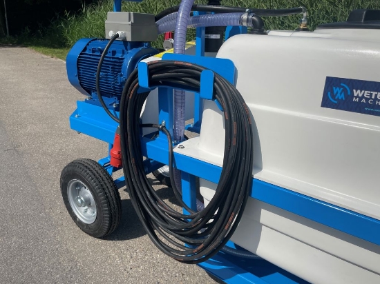 Afbeeldingen van Spuitwagen 400T - Plunjerpomp MP63 49l/min~80bar - 2x Handhaspel 450mm