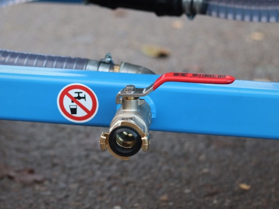 Afbeeldingen van Spuitwagen 200T - Plunjerpomp GM35 35l/min~50bar - Handhaspel 300mm (Draaibaar)