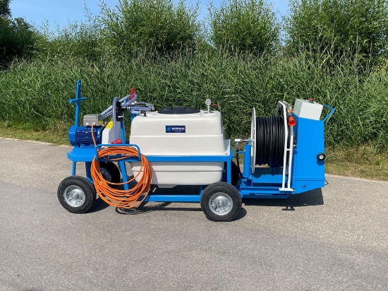 Afbeeldingen van Spuitwagen 400T - Plunjerpomp GM50 40L/min~50bar WCR (Draaibaar)