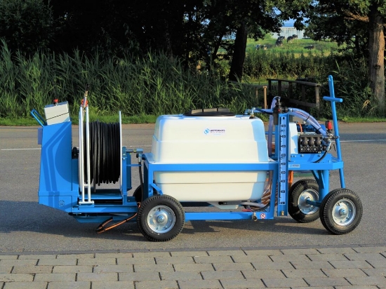 Afbeeldingen van Spuitwagen 400T - Plunjerpomp P63 42l/min~50bar - WCR (Draaibaar)