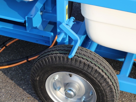 Afbeeldingen van Spuitwagen 400T - Plunjerpomp P63 42l/min~50bar - WCR (Draaibaar)