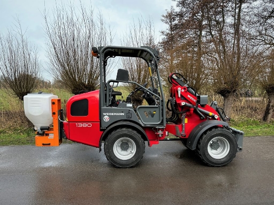 Afbeeldingen van Zoutstrooier 170ltr Comp  Weid