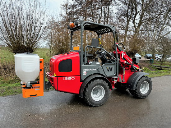 Afbeeldingen van Zoutstrooier 170ltr Comp  Weid