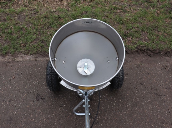 Afbeeldingen van Gamberini F80 Kunstmeststrooier (Handbediend)