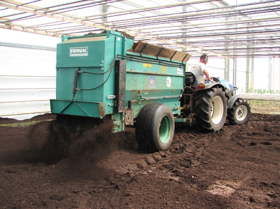 Afbeeldingen van Rink Smalspoorstrooier WBS15A