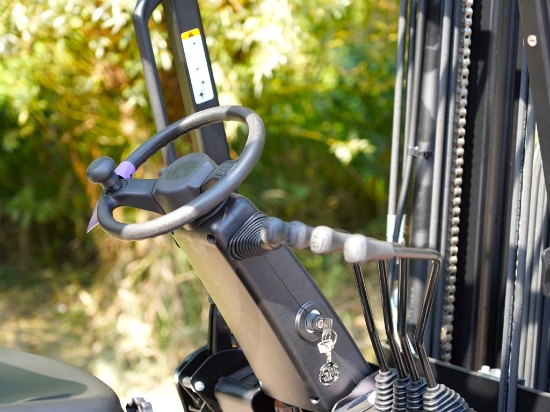 Afbeeldingen van EP EFL181 elektrische heftruck 1.8t