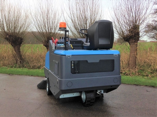 Afbeeldingen van Isal PB115 Veegmachine