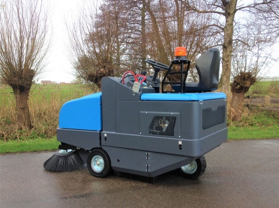 Afbeeldingen van Isal PB115 Veegmachine