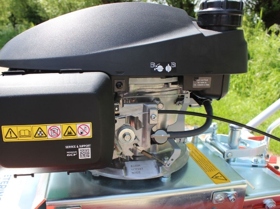 Afbeeldingen van Limpar Radiaal Veegmachine (Benzine Motor)